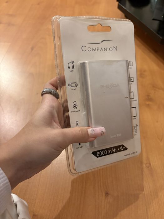 Baterie externa e-boda