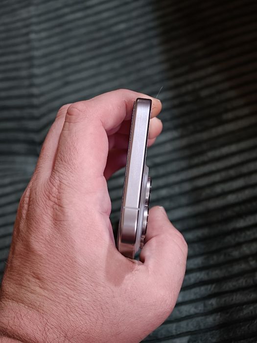 iPhone 16 Pro Max 512GB – Natural Titanium! Като Нов!