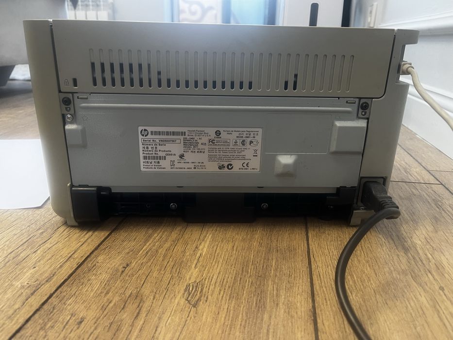Срочно продам принтер HP Laser jet P1102.