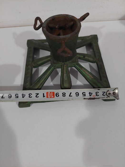 Стойка за коледна елха