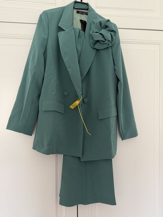Costum elegant dama