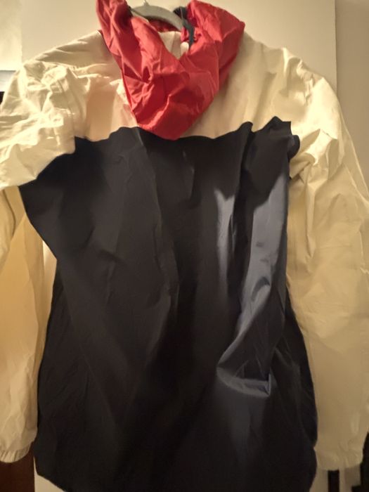 Оригинална ветровка на Napapijri