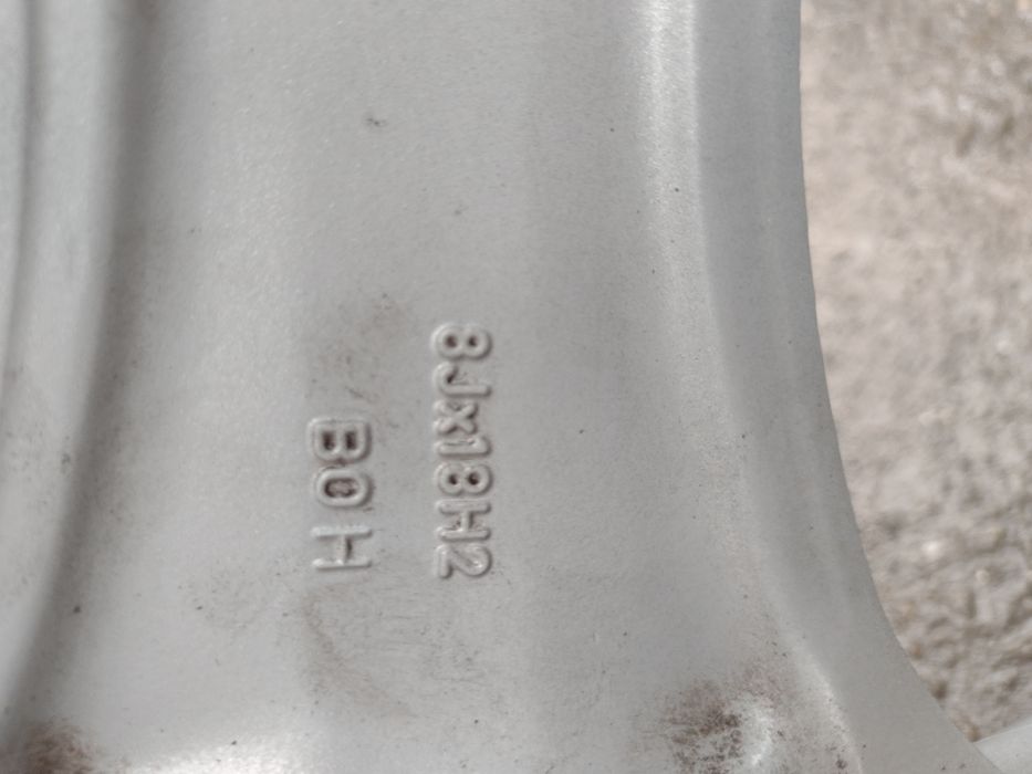 Перфектни AZEV 18-5x98 ET30 8j Alfa Romeo 147 Q2