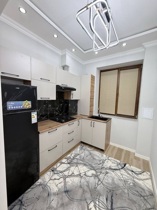 Продается 3 ком. Квартира площадью 52 кв.м. По ул. Рудаки