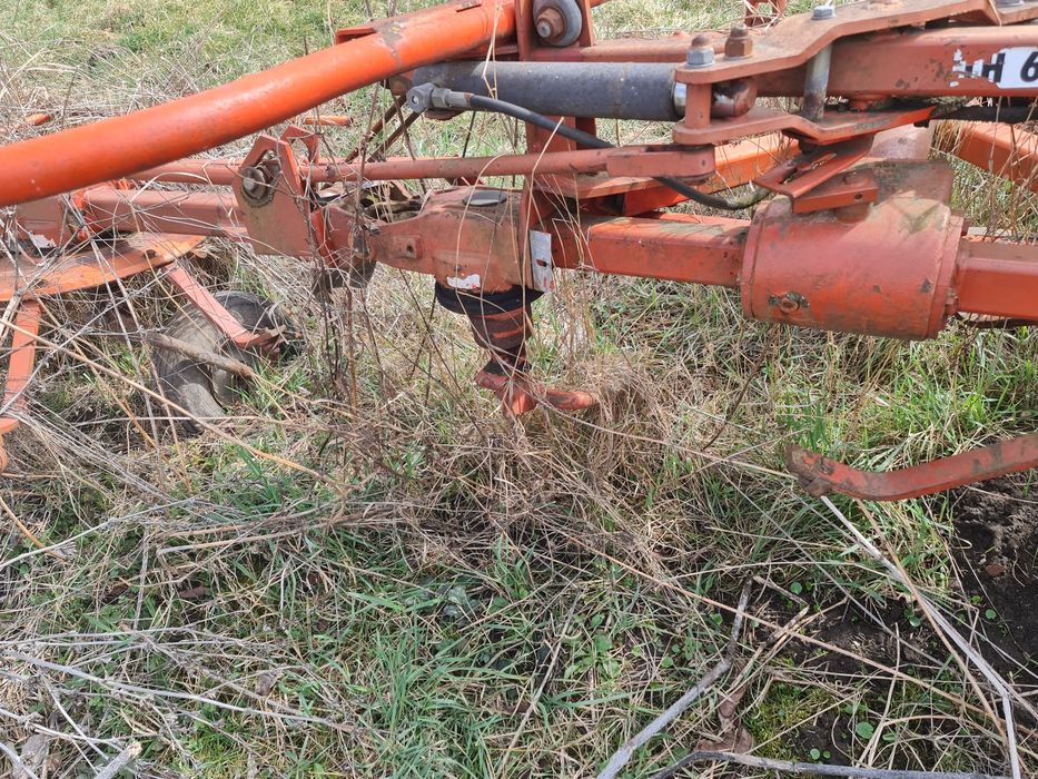 Pirueta/Imprastietoare FELLA TH 680 D hidraulica