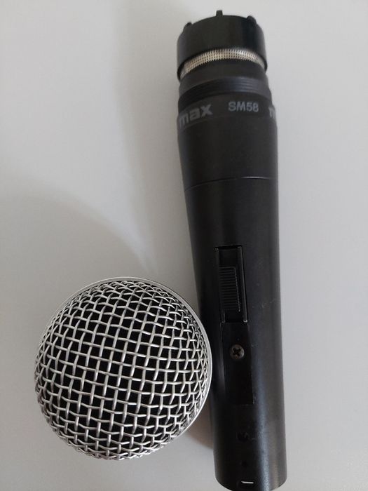 Microfon max sm58