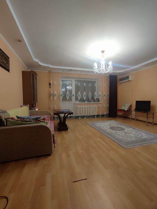 Центр революция 2х.ком. продам