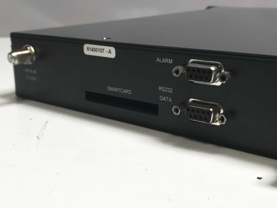 Професионален сателитен приемник Tandberg Receiver TT1220 (IRD декодер)