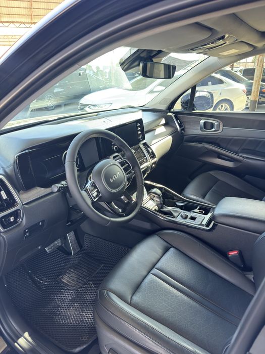 Киа Соренто 2023 2.5 ли