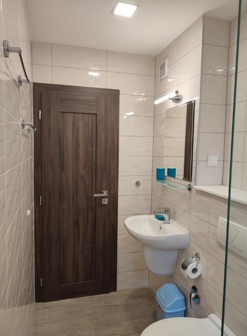 Дава се под наем Тристаен апартамент в Пловдив, Съдийски - 72 кв.м за 650 € - Снимка #5