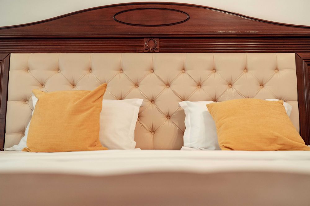 Coresi Mall / Cazare Regim Hotelier / Plata Vouchere / Oferim Factura