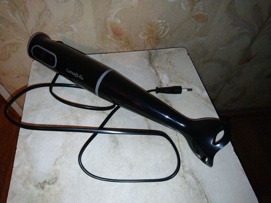 Продам блендер на запчасти