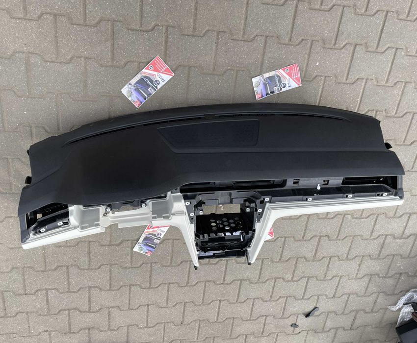 Volkswagen Passat b8 VW Arteon - plansa de bord 2 culori - kit airbag - set centuri de siguranta