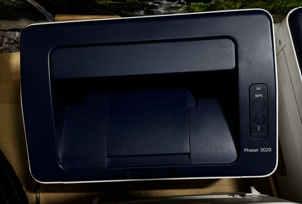 Продаю  принтера xerox phaser 3020