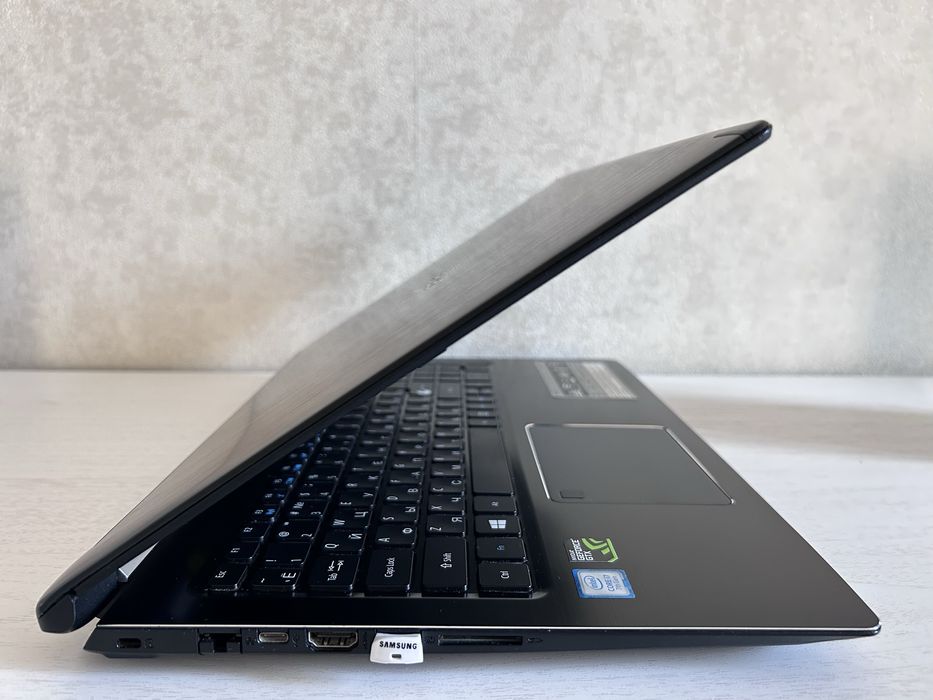 Acer Aspire 7 A715-71G-77U0