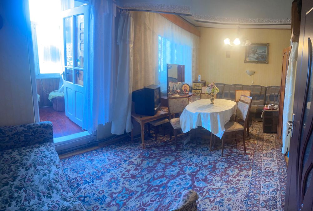 VÂND GARSONIERĂ 48 MP, VEDERE SUPERBĂ, POZIȚIE ULTRACENTRALĂ, deasupra BCR, Termop. - Centr. pe gaz, Comănești, Jud. Bacău, Preț 36.500 €, Negociabil!