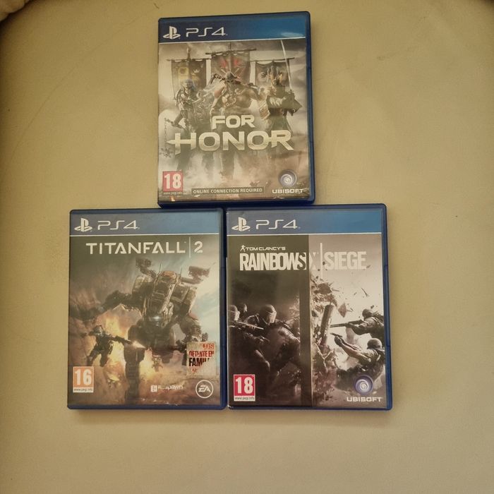 Vand sau schimb jocuri PS4