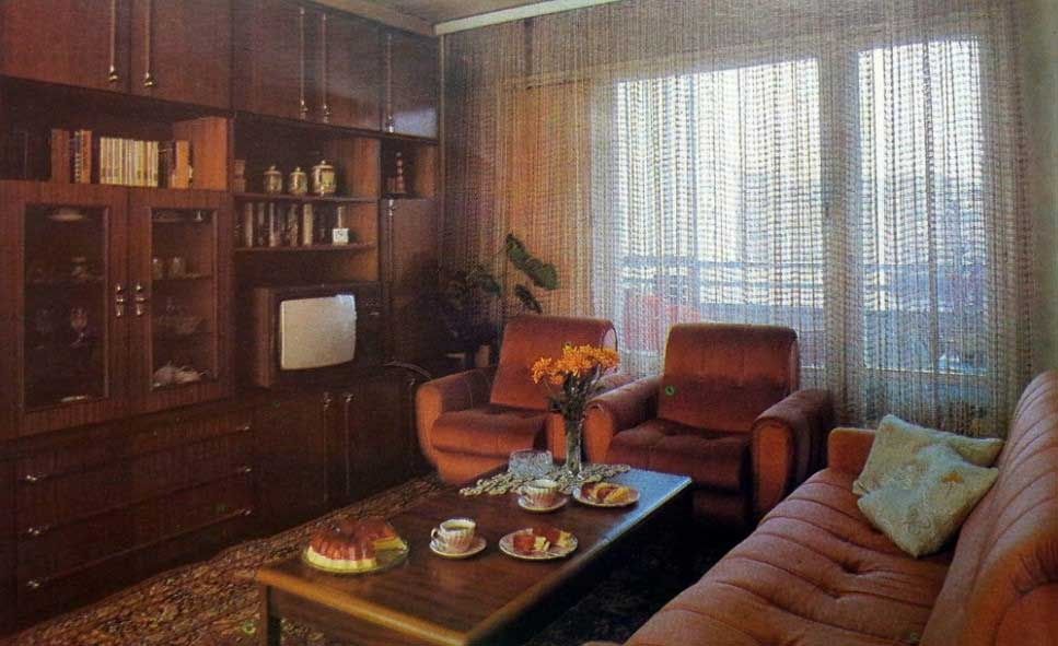 Извозва Стари Мебели