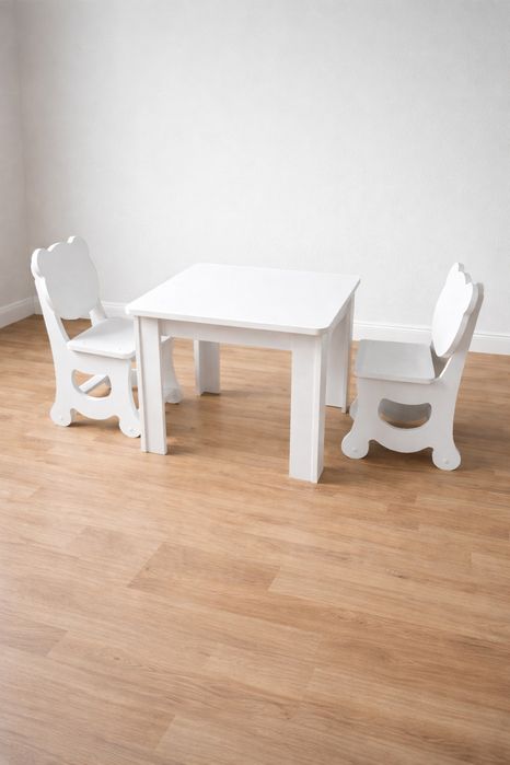 Detskiy stol-stul shkafla sehdan primoy