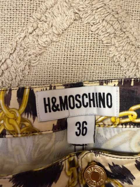 Pantaloni Moschino colectia HM