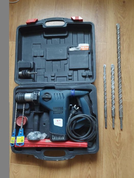 Продам дрель перфоратор