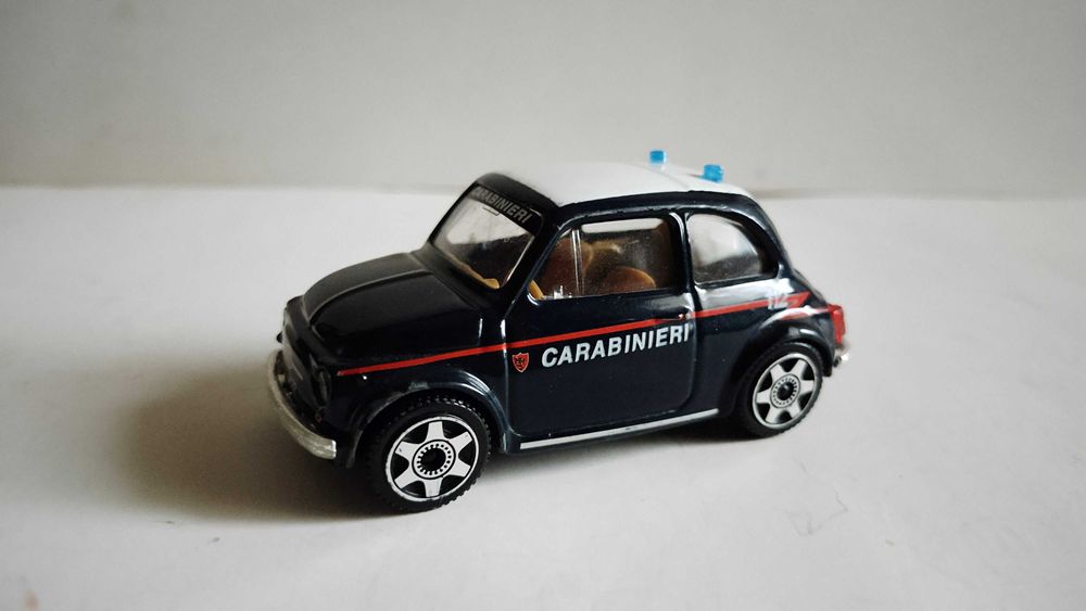 Метални Колички Bburago Police