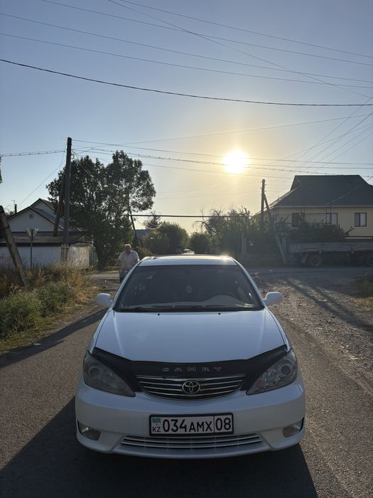Продам камри 35