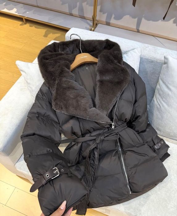 Зимняя куртка новая