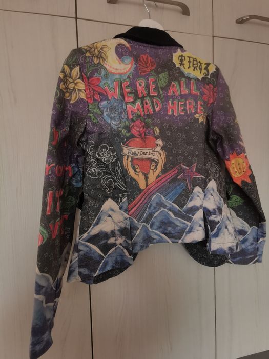 Елегантно мнгоцветно сако