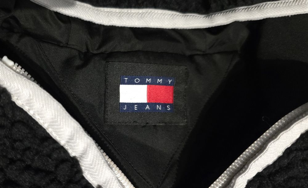 Tommy Hilfiger шерпа яке