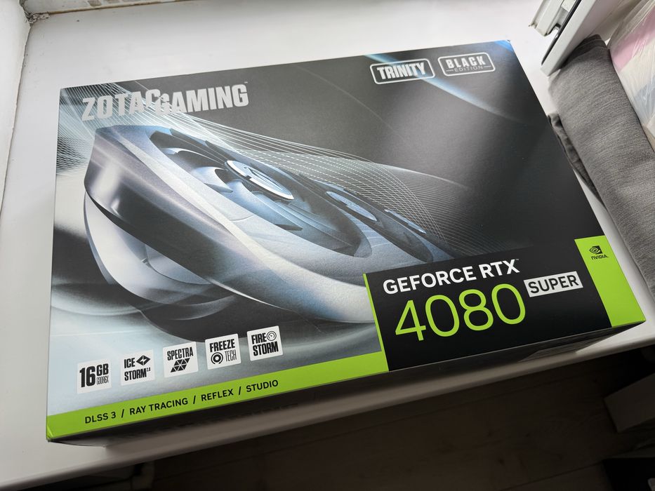 RTX 4080 super 16 GB