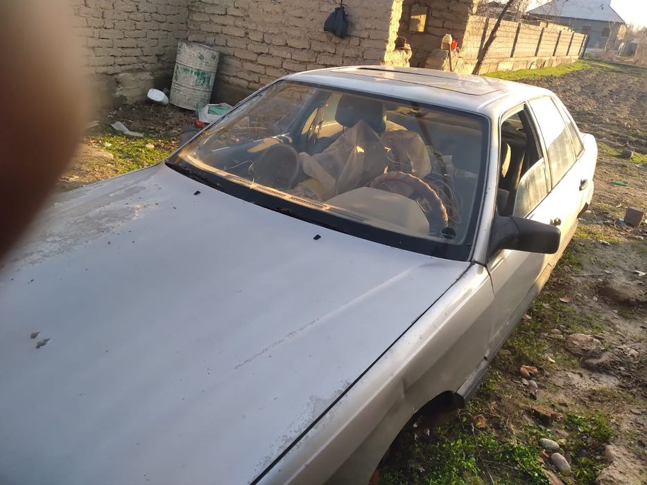 Запчастга сотилади Ауди 100