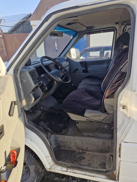 Продам Volkswagen Transporter T4