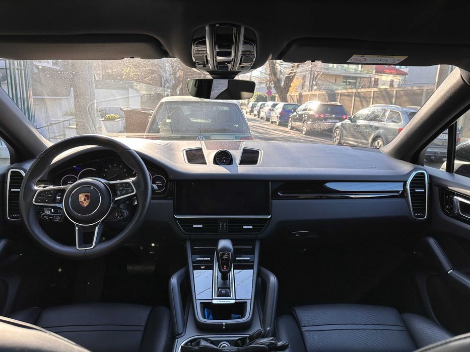 PORSCHE Cayenne Coupe 2020 — imagine 3