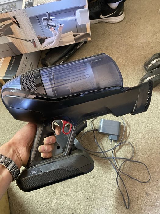 Продам вертикальный беспроводной пылесос Tefal X-Force Flex
