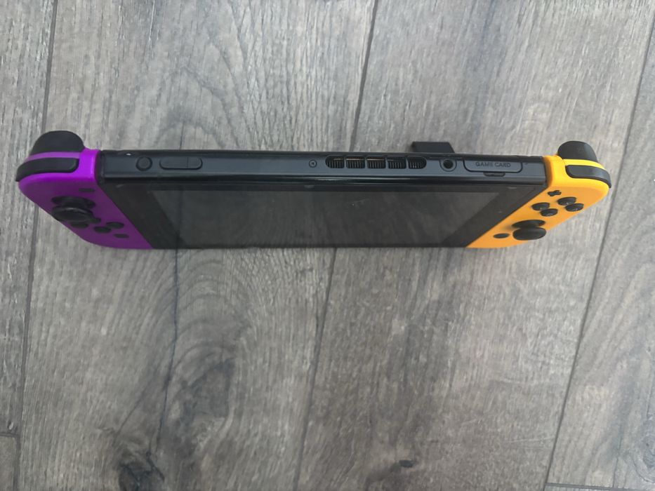 Nintendo switch Let’s go pikachu edition