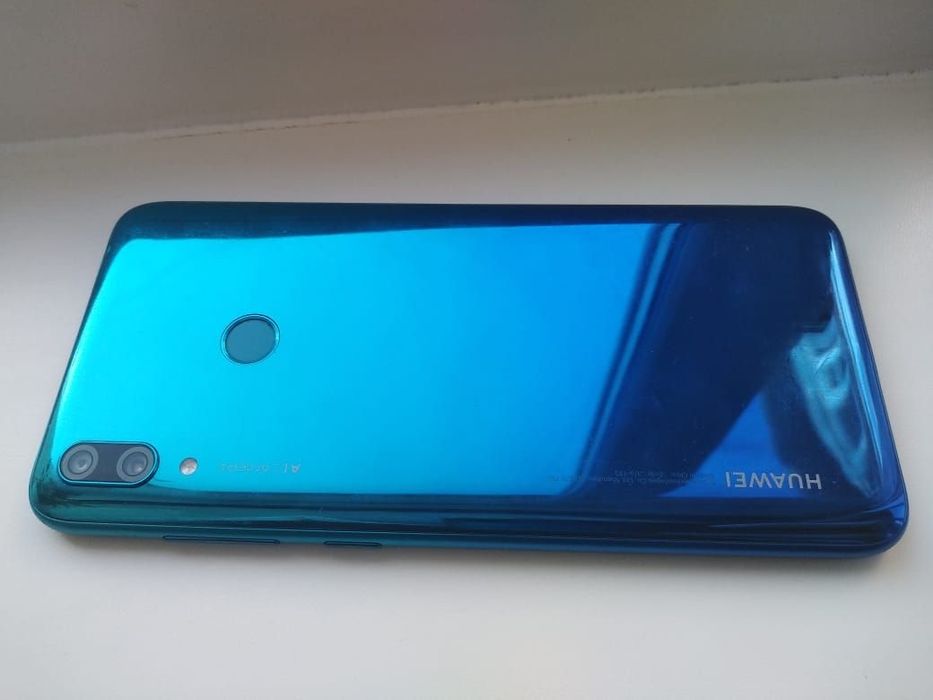Продам Huawei y7 2019