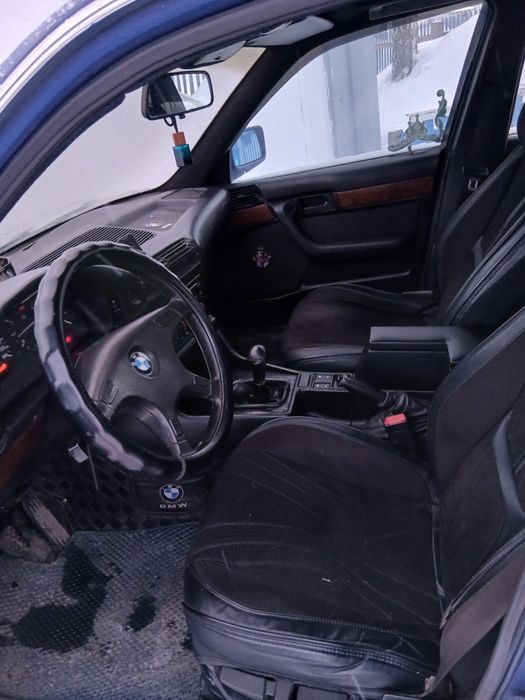 Продам  2 BMW  e 34