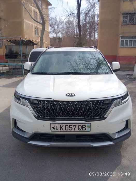 Kia carnival sotiladi
