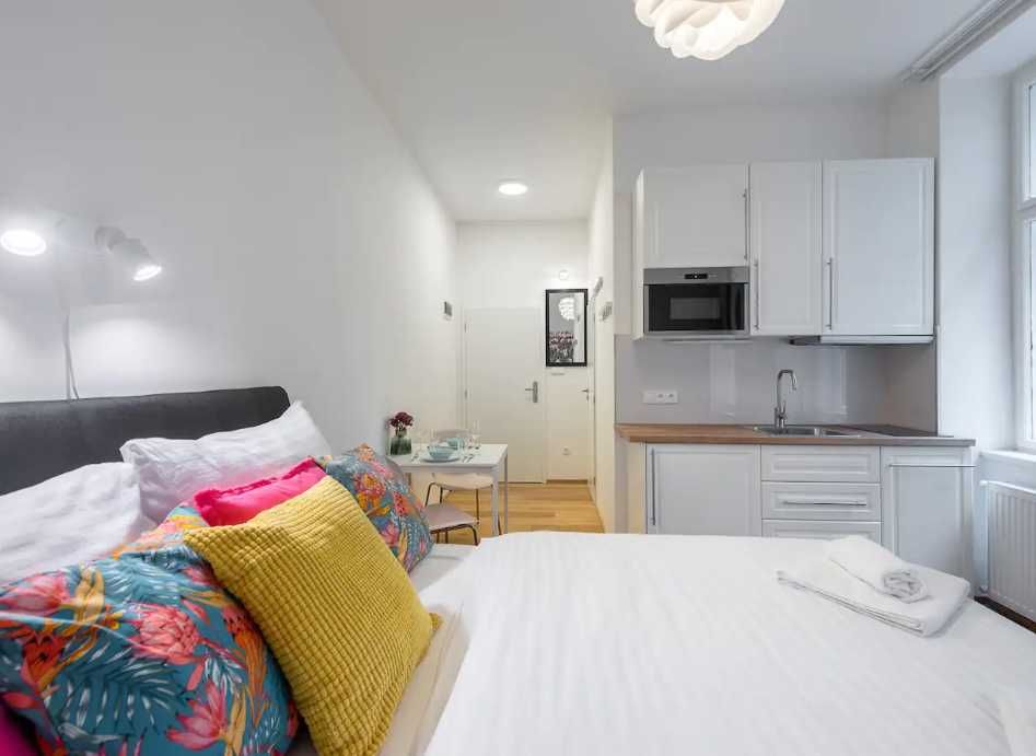 Дава се под наем Едностаен апартамент в Пловдив, Мараша - 38 кв.м за 168.3 € - Снимка #2