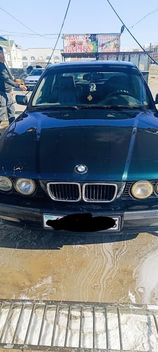 Продам БМВ срочного.