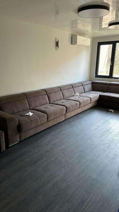 Продава се чисто нов диван,не използван !