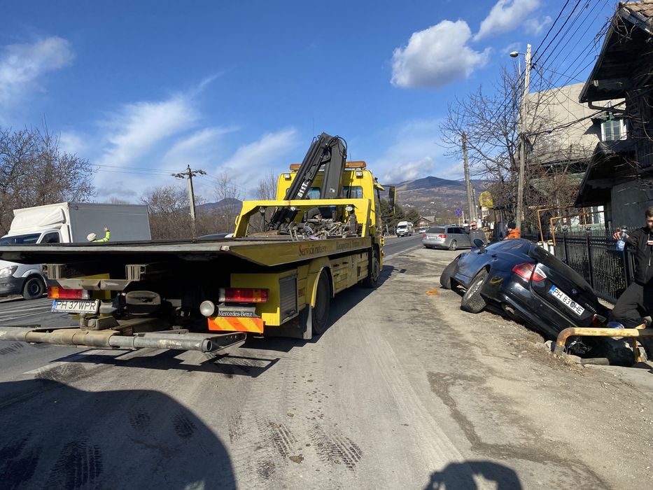Tractari auto macara.dube,cub,utilaj. Dn1 A3 Campina Comarnic ploiesti