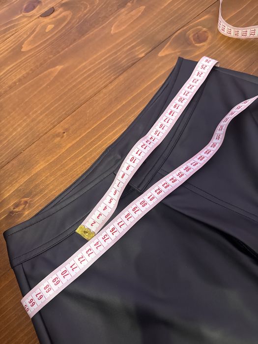 Кожен панталон Размер М