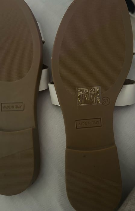 Papuci  din piele naturala noi