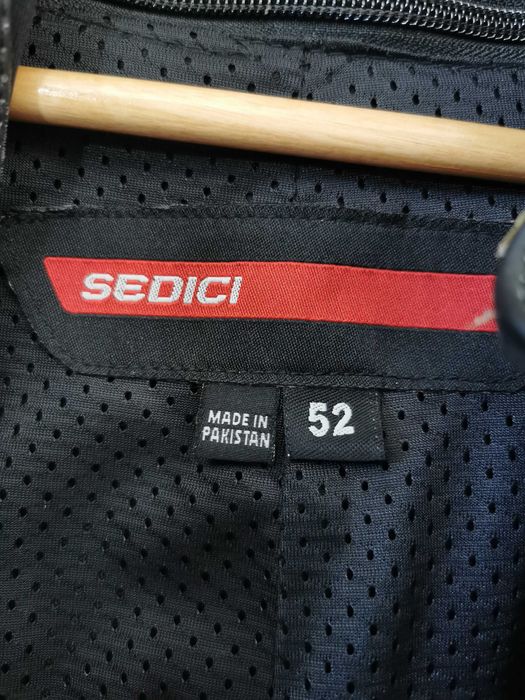 !NOU CU ETICHETA! Costum moto Sedici marime 52