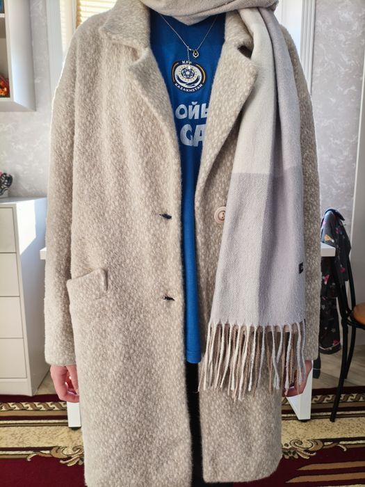 Пальто женское .