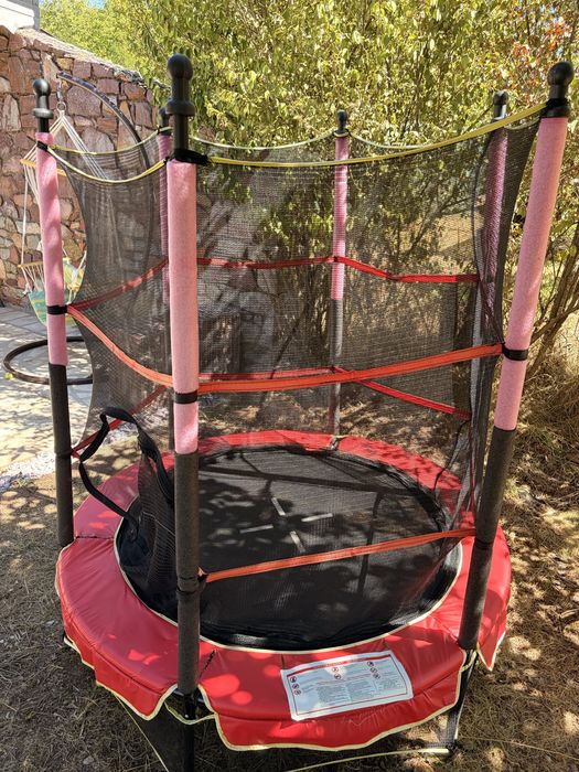 Детски батут Buba - 4.5FT, с мрежа, 140 cm