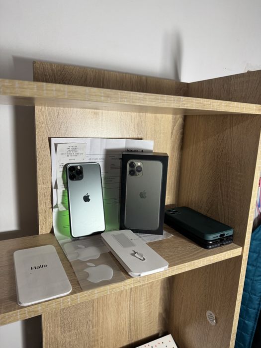 Iphone 11 pro 64bg ПЪЛЕН КОМПЛЕКТ УНИКАТ!!!