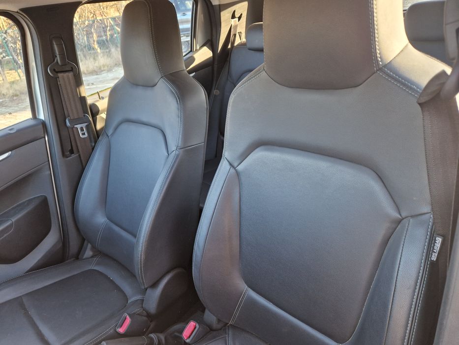 Dacia Spring avariat lovit